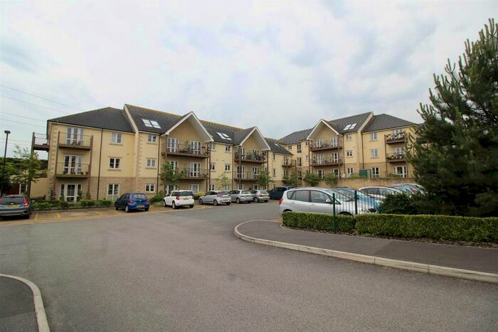 1 Bedroom Flat To Rent In Malmesbury Road, Chippenham, SN15