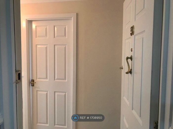 1 Bedroom Flat To Rent In The Ridings, Southport, PR9