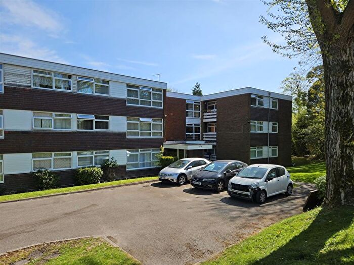2 Bedroom Flat To Rent In Trident Court, Butlers Road, Handsworth Wood, B20