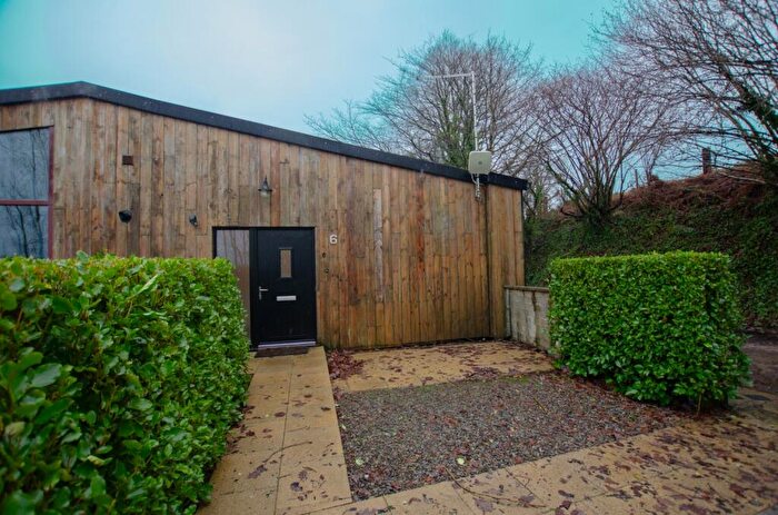 3 Bedroom Semi-Detached Bungalow To Rent In Higher Trewrong, Polmear Hill, Par, PL24