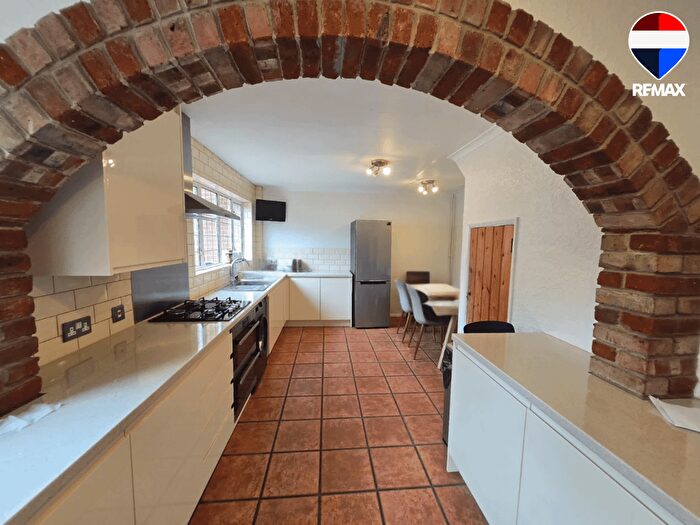 3 Bedroom Terraced House To Rent In Thatches Grove, Chadwell Heath, RM6