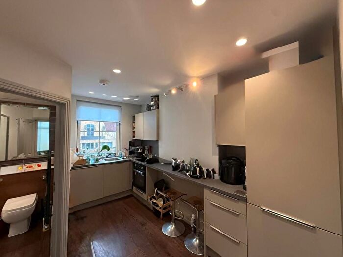 Studio To Rent In Banbury Road, Oxford, OX2