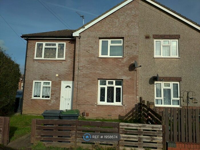 2 Bedroom Terraced House To Rent In Kingsclere Avenue, Havant, PO9