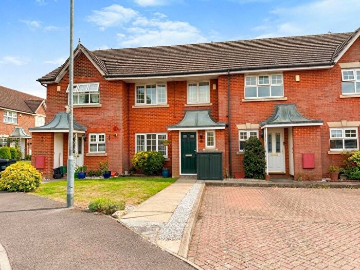 3 Bedroom Terraced House For Sale In Burns Close, Billericay, CM11