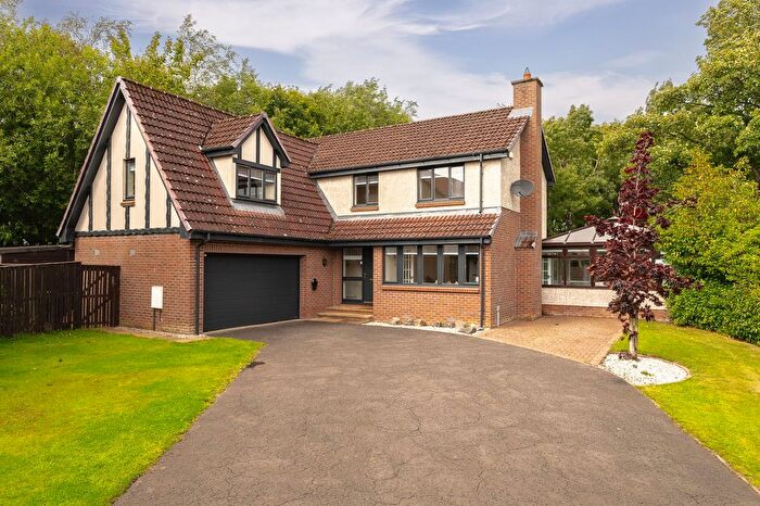 5 Bedroom Detached House For Sale In Albyn Drive, Murieston, EH54