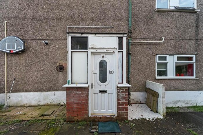 3 Bedroom Flat For Sale In Curtis Avenue, Glasgow, Glasgow City, G44