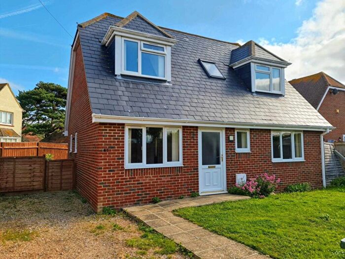3 Bedroom House To Rent In Grove Road, Selsey, PO20