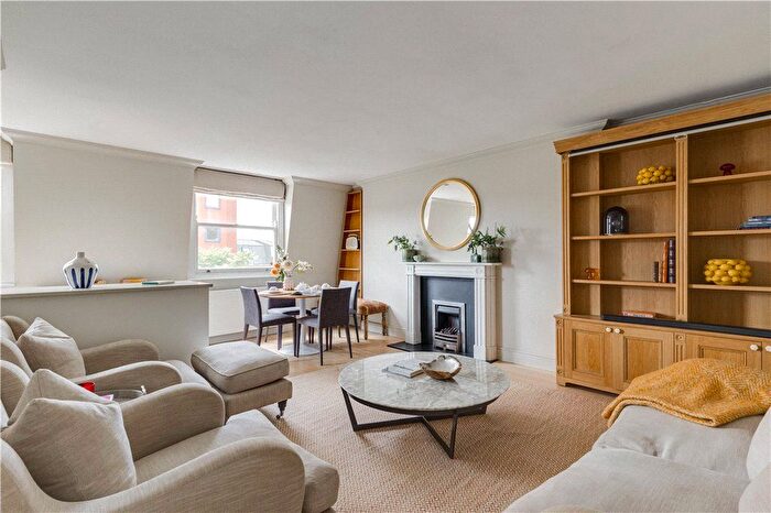 2 Bedroom Flat To Rent In Bramham Gardens, Earls Court, London, SW5