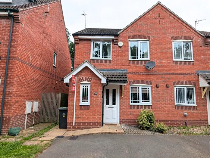 3 Bedroom Semi-Detached House To Rent In Grandfield Way, Off Newark Road, North Hykeham, LN6
