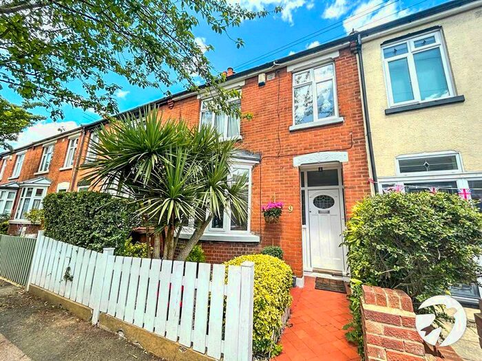 4 Bedroom Terraced House To Rent In Carlton Avenue, Gillingham, Kent, ME7