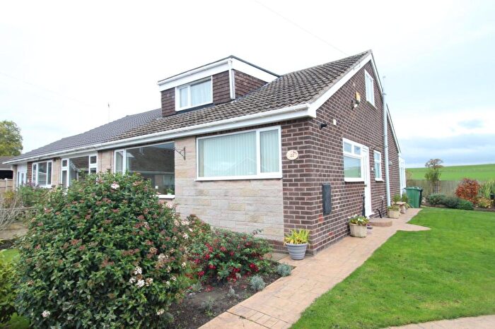 3 Bedroom Semi Detached House For Sale In Birch Royd, Rothwell, Leeds, West Yorkshire, LS26