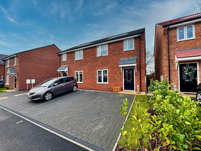 3 Bedroom Semi-Detached House For Sale In Bullfinch Way, Aiskew, Bedale, DL8