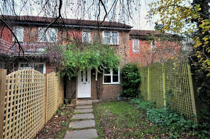 2 Bedroom Terraced House To Rent In Furtherfield, Abbots Langley, WD5