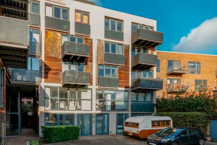 Studio To Rent In Dalston Lane, London, E8