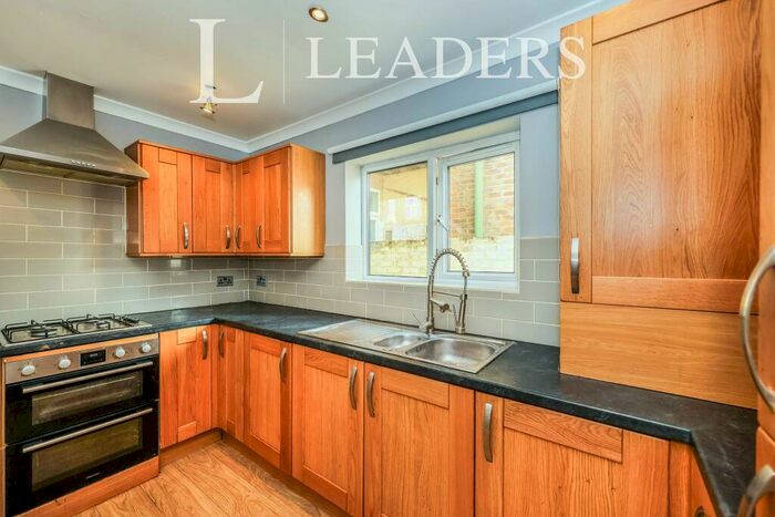 3 Bedroom Terraced House To Rent In Pitcroft Road, North End, PO2