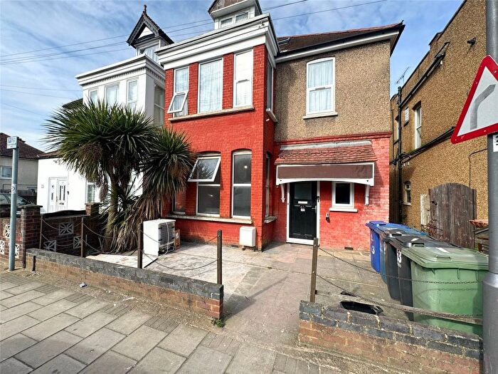 2 Bedroom Flat To Rent In Marlborough Hill, Harrow, HA1