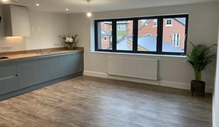 1 Bedroom Flat To Rent In Hursley Road, Chandler's Ford, Eastleigh, Hampshire, SO53