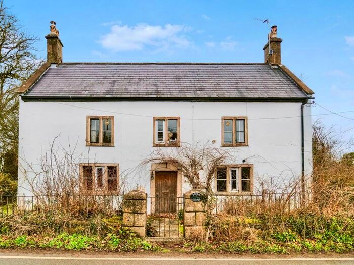 3 Bedroom Property For Sale In Fosse Road, Oakhill, Radstock, BA3