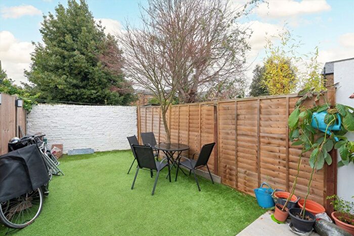 5 Bedroom Semi-Detached House To Rent In Richmond Park Road, Kingston Upon Thames, KT2