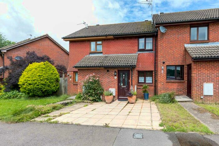 2 Bedroom Terraced House To Rent In Hills Farm Lane, Horsham, RH12