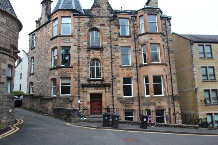 2 Bedroom Flat To Rent In Princes Street, Stirling, FK8