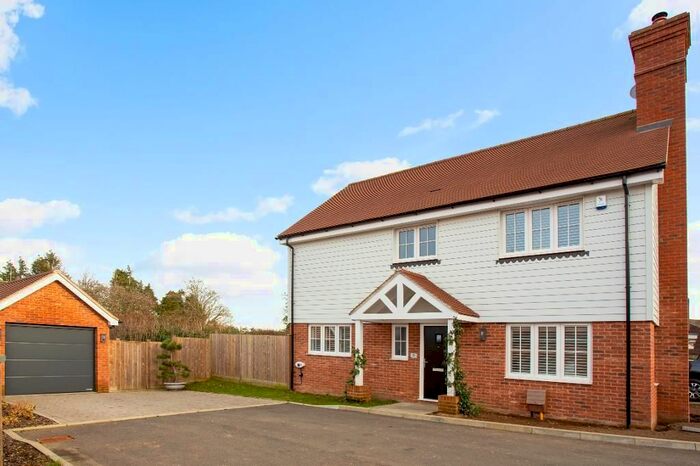 3 Bedroom Link Detached House For Sale In Vere Meadows, Walkhurst Road, Benenden, Kent, TN17