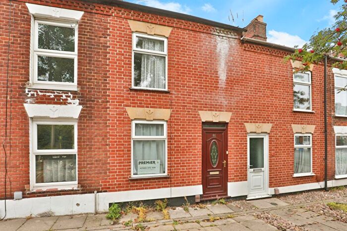 3 Bedroom Terraced House For Sale In Shipstone Road, Norwich, NR3