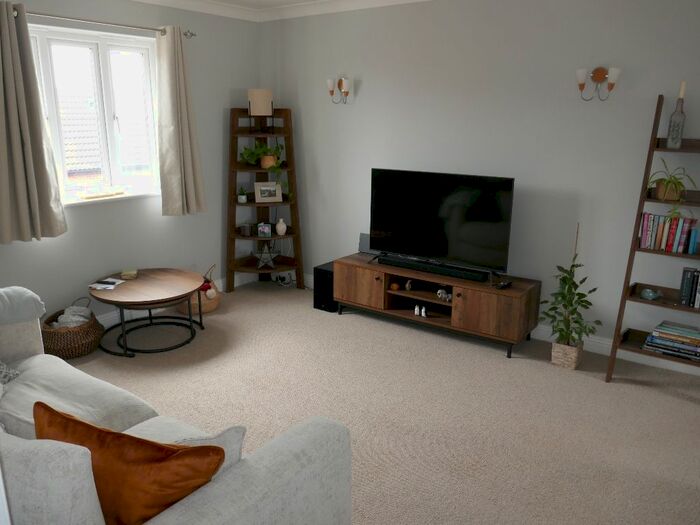 2 Bedroom Flat To Rent In Monk Barton Close, Yeovil, BA21