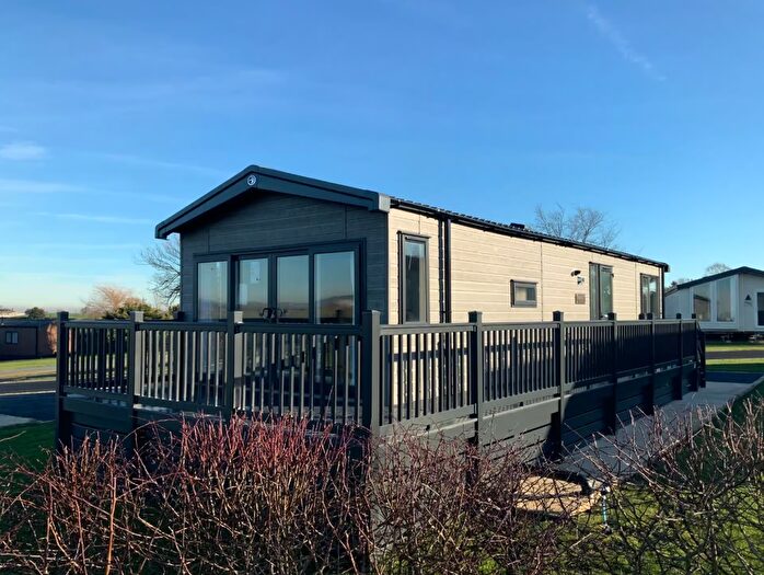 2 Bedroom Lodge For Sale In Caldwell, Richmond, DL11