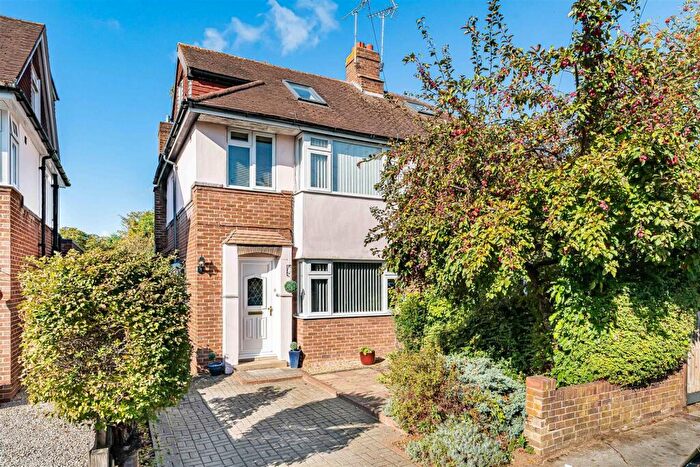 3 Bedroom Semi Detached House For Sale In Rossendale Road, Caversham, Reading, RG4