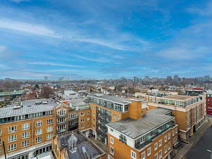 2 Bedroom Flat To Rent In Brewhouse Lane, London, SW15