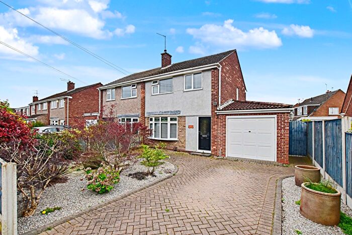 3 Bedroom Semi Detached House For Sale In The Mead, Lincoln, LN6