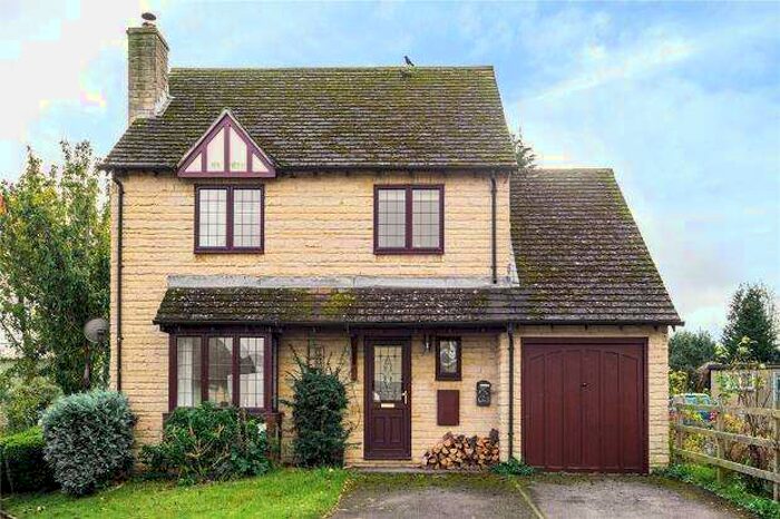 4 Bedroom Detached House For Sale In Willowbrook, Stanton Harcourt, Witney, OX29