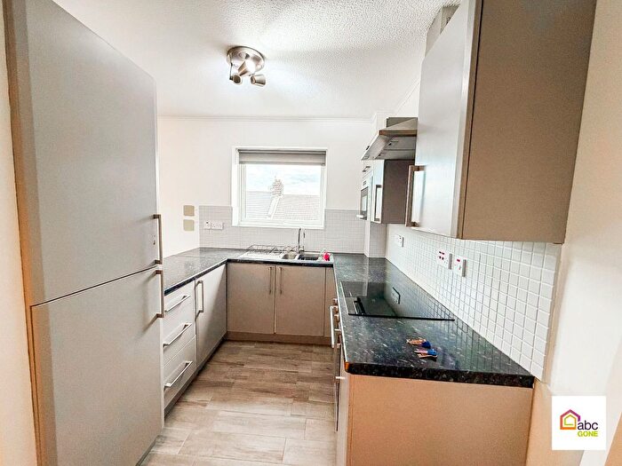 2 Bedroom Flat To Rent In Tilbury Road, London, E6