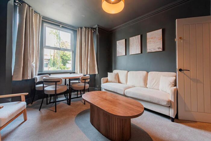 5 Bedroom Terraced House To Rent In Botley Road, Oxford, Oxfordshire, OX2