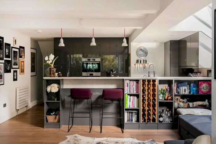 2 Bedroom Flat To Rent In Voltaire Road, Clapham, SW4