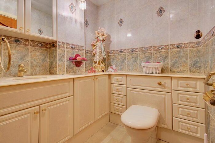 4 Bedroom Detached House For Sale In Montacute Way, Merley, Wimborne, BH21