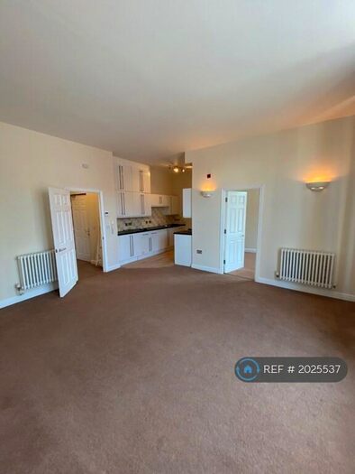 1 Bedroom Flat To Rent In West Street, St. Philips, Bristol, BS2
