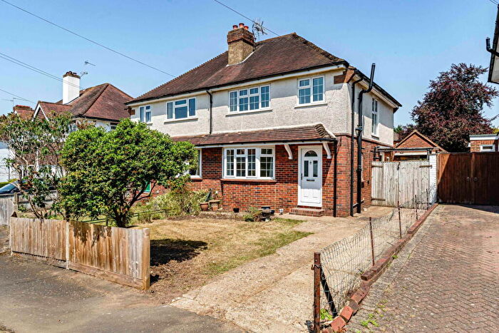 3 Bedroom Semi Detached House For Sale In Holford Road, Merrow, GU1