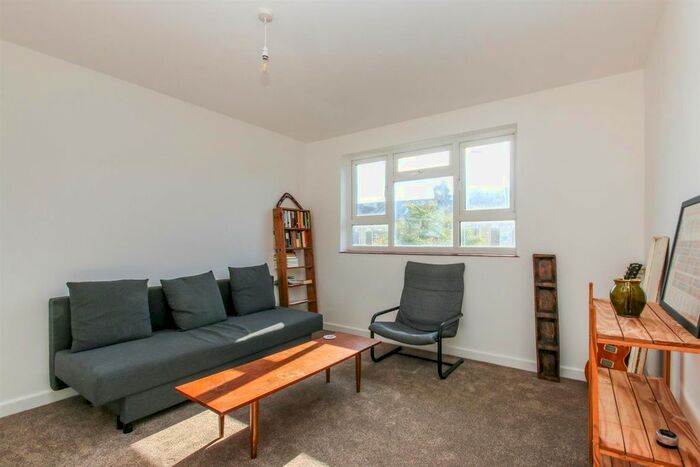 1 Bedroom Flat To Rent In Trinder Road, London, N19