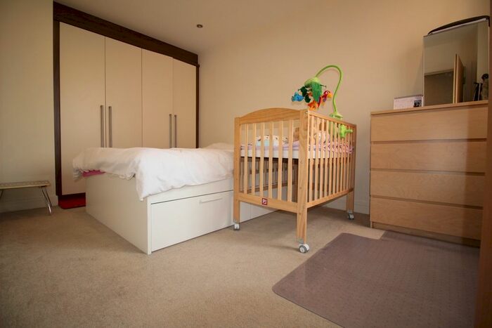 2 Bedroom Flat To Rent In Coombe Road, New Malden, KT3