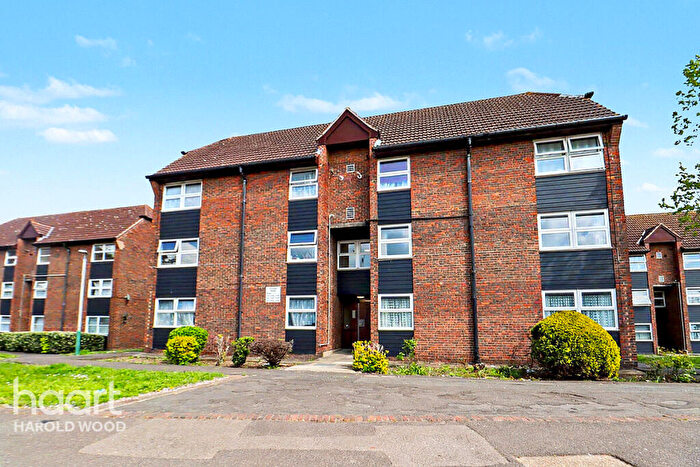 1 Bedroom Apartment For Sale In Straight Road, Harold Hill, RM3