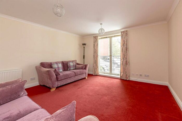 2 Bedroom Flat For Sale In Comely Bank, Comely Bank, Edinburgh, EH4