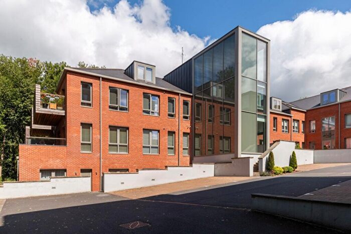 3 Bedroom Apartment For Sale In Apartment, Springfield Court, Springfield Avenue, Harrogate, North Yorkshire, HG1