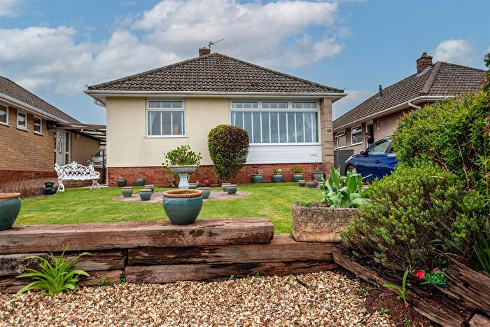 2 Bedroom Detached Bungalow For Sale In St. Anthonys Drive, Wick, Bristol, BS30