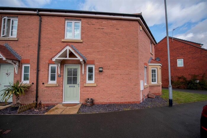 3 Bedroom Semi-Detached House To Rent In Calder Gardens, Bingham, Nottingham, NG13