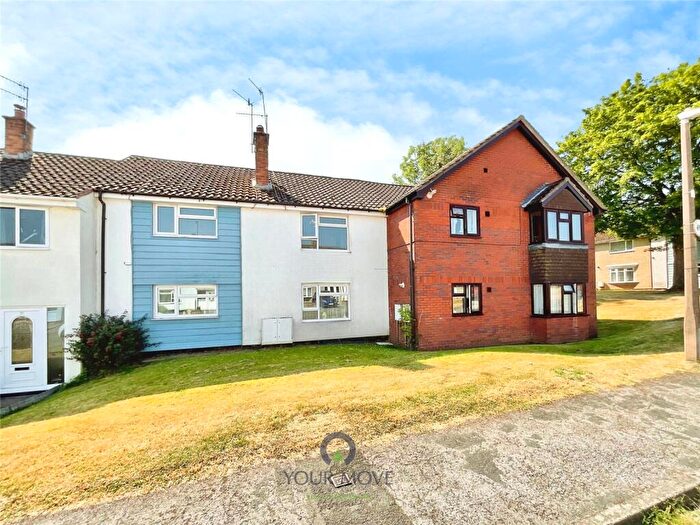 2 Bedroom Maisonette For Sale In Foxwalks Avenue, Bromsgrove, Worcestershire, B61