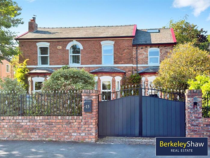 5 Bedroom Detached House For Sale In Piercefield Road, Formby, Liverpool, L37