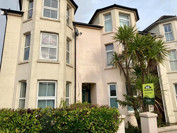 1 Bedroom Flat To Rent In Brighton Road, Horsham, RH13