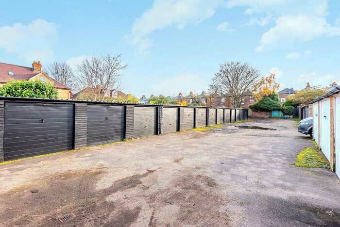 Garage / Parking To Rent In Alexandra Road, Windsor, SL4